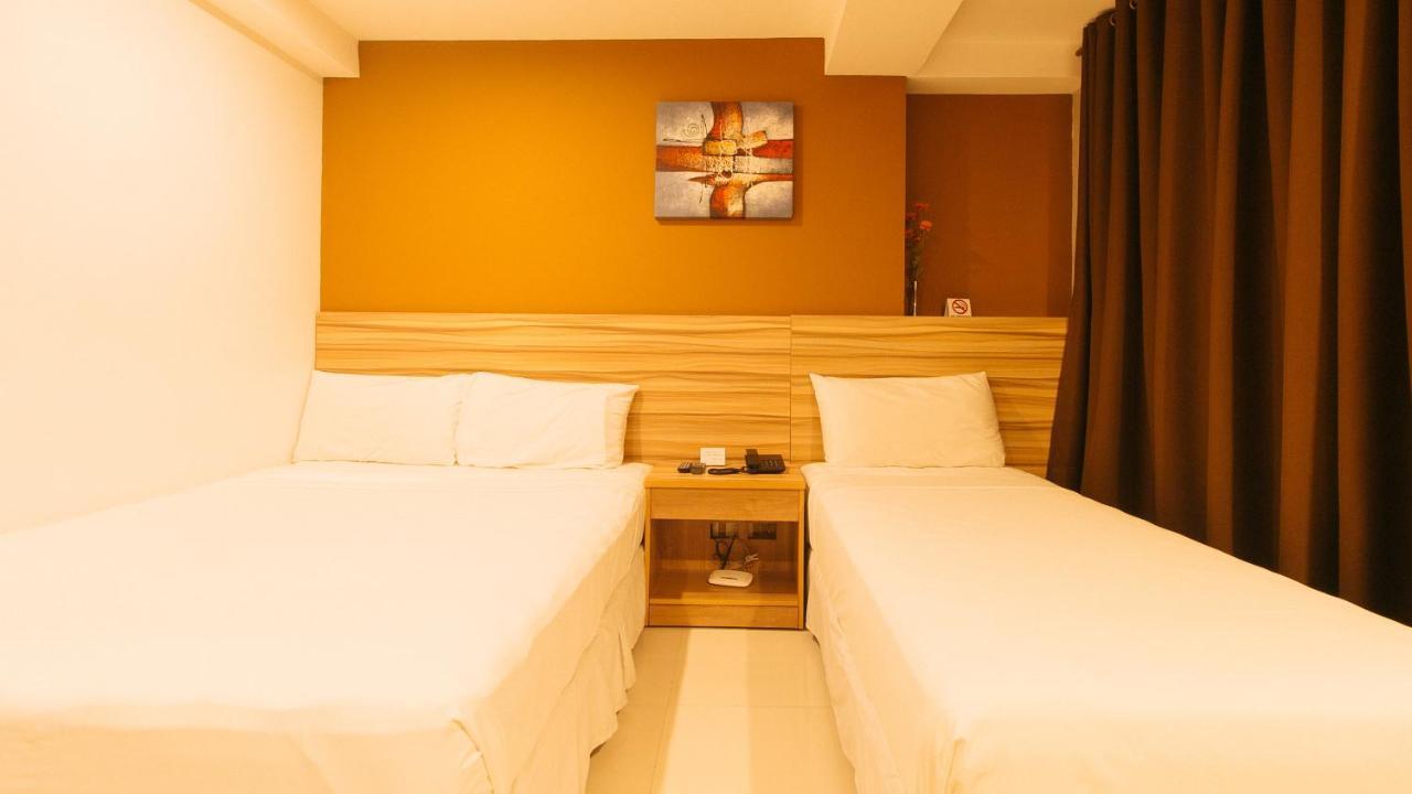 กูโจสวีตมากาติ Hotel Makati City ภายนอก รูปภาพ